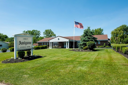 Amigone Funeral Home gallery image 3